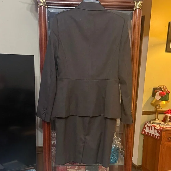 ANTONIO MELANI one button Charcoal Blazer with sleeveless sheath dress - Picture 7 of 8